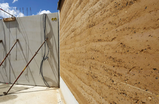 construire en terre crue : un chantier pionnier aux portes de Paris !